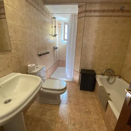 En Y A 2 Minutos De Playa San Lorenzo *